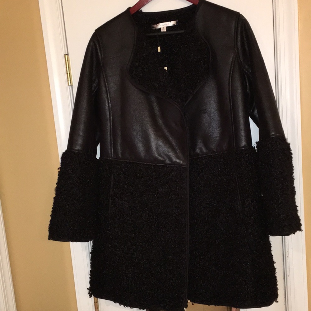 Max Studio BOUTIQEBLACK TEXTURED LEATHER & SHEARLING NWT COAT SIZE SMALL - Picture 10 of 11